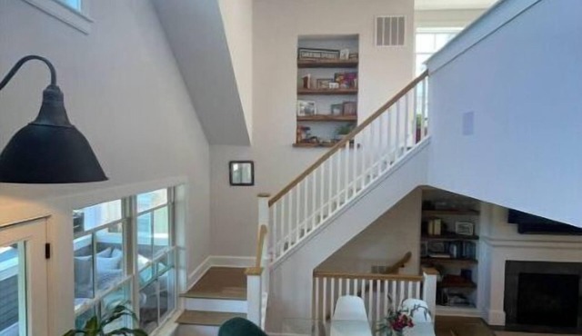 Modern Custom Built Gem in the heart of Saratoga