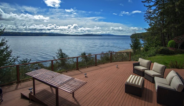 Olympic National Park, Hood Canal, & Brinnon Waterfront House
