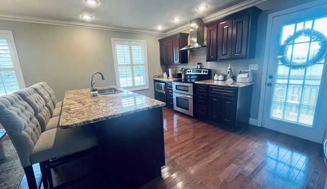 Paradise on Pecks Creek - w/Hot tub & Firepit! Minutes from RED RIVER Gorge