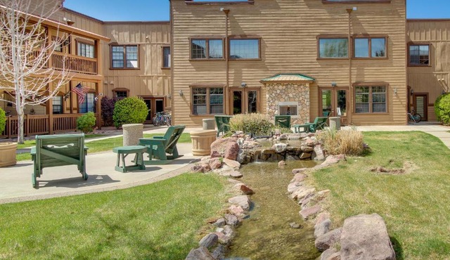 Pet-Friendly Overgaard Condo with Amenity Access!