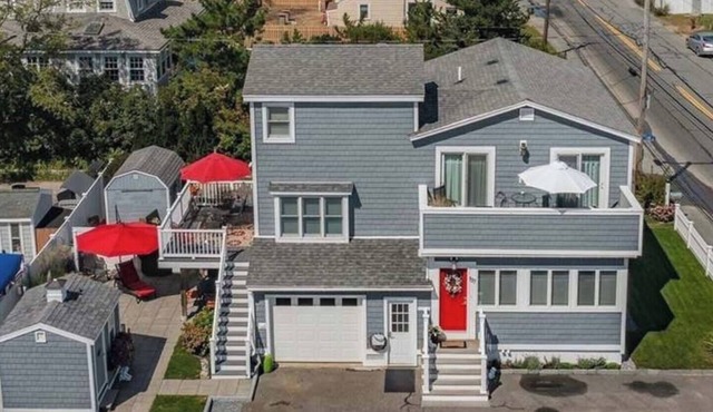Plum Island Duplex | Two Attached Townhouses