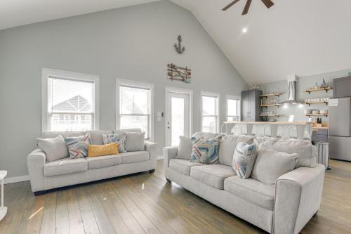Pool Access, Deck + Patio: Bolivar Peninsula Gem
