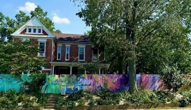 Quiet, gated oasis near downtown Lexington