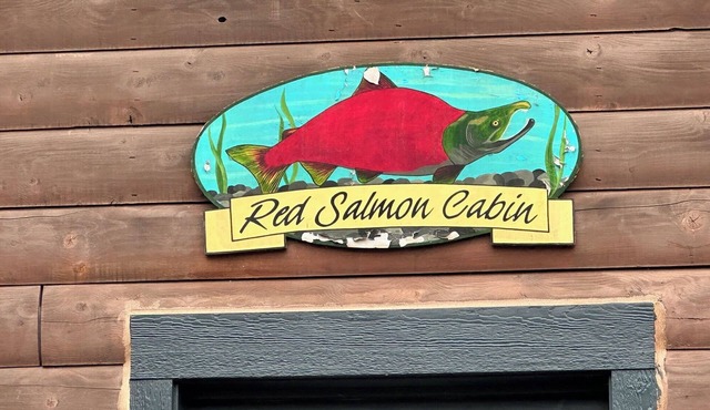 Red Salmon Cabin - Cozy retreat with bay views, a shared hot tub, and fire pit!