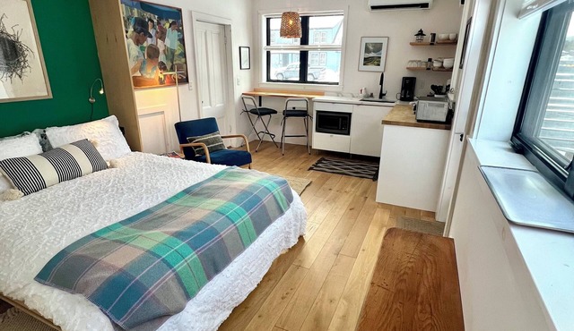 Retreat for 2 in the Heart of the Maine Mountains