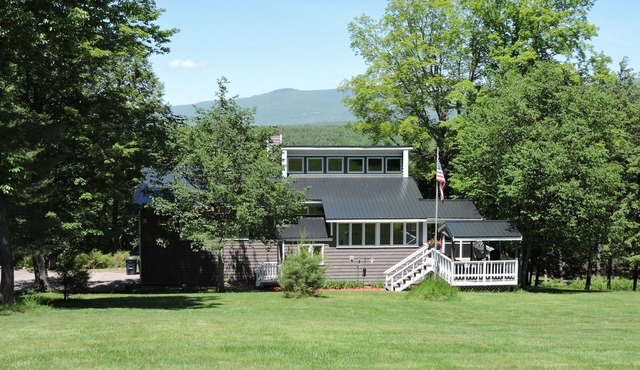 Rolling Lawns Gorgeous Views plus Private Beach Access JUNE REDUCED RATES
