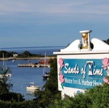 Sands Of Time Motor Inn & Harbor House
