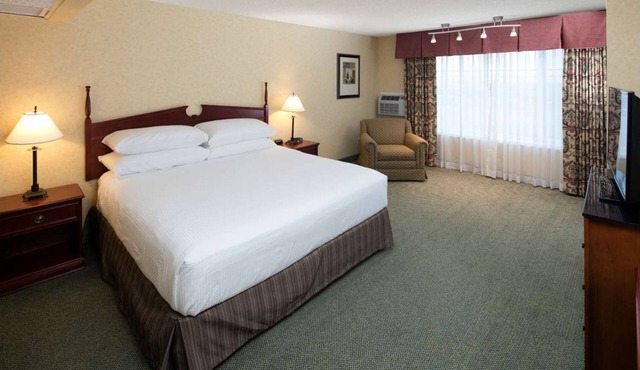 Scenic Stay in Eureka – Two Room Suite Perfect for Redwoods Exploration - 2 Unit