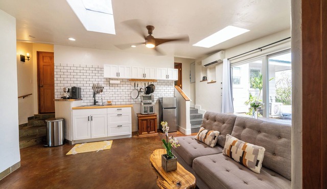 Shaka Shack Maui Ideal Paia location! Clean Bright 2 bedroom 1 bath ohana-AC