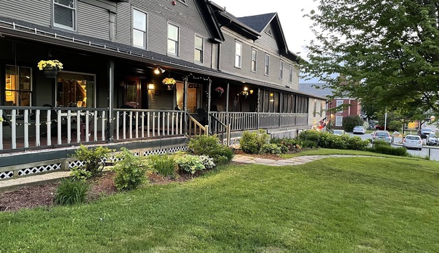 Smugglers Notch Inn