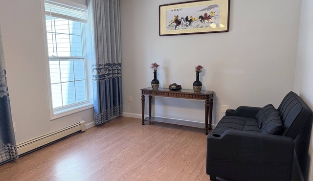 Spacious 5 Bedroom Dover House