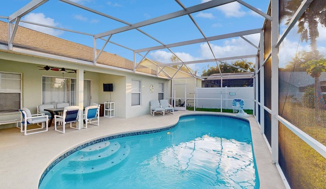 Spacious Retreat with Private Pool, Enclosed Yard, WiFi & Game Room