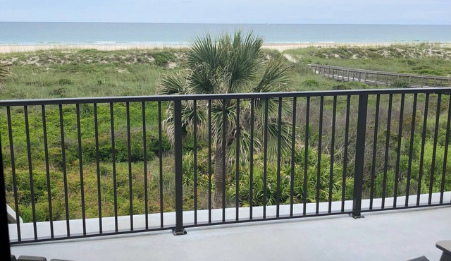 St Augustine, Remodeled Oceanfront 3-Bedroom with Beautiful Views. Great Deal