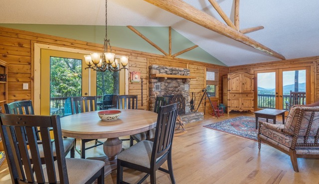 Sterling Retreat | Pet Friendly, Hot Tub & Mountain Views!
