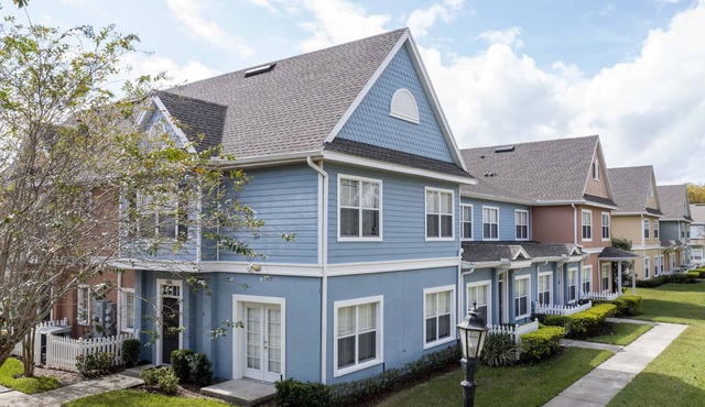 Stunning 3Bd Close to Disney @ Venetian Bay 105