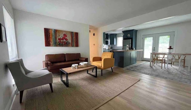 Stylish 2BR Near hwy Advent HealthDowntown OP