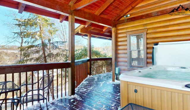 Sweet Retreat Hot Tub, Fire Pit, Pet Friendly
