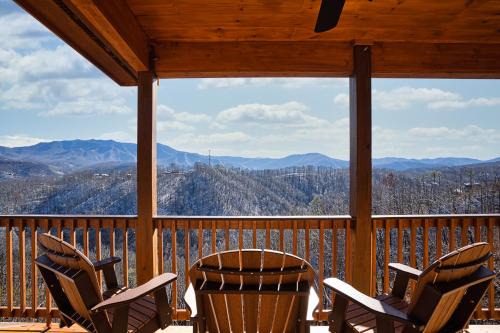 The Bear and Trout by Stony Brook Cabins