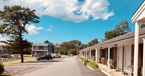 The Chatham Motel