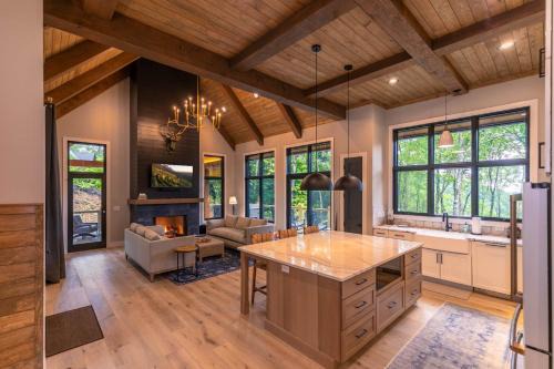 The HeartStone Lodge at Eagles Nest