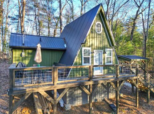 The Lookout - Secluded A-Frame Hot Tub Games