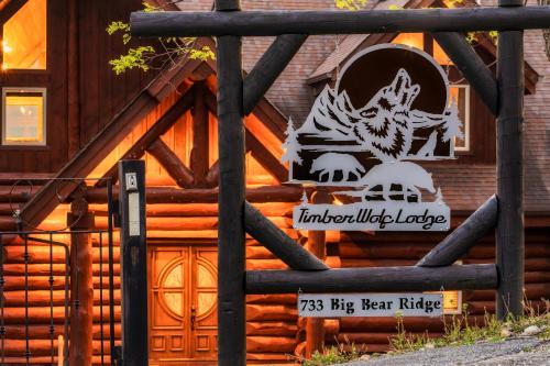 Timberwolf - Luxe 5 Star Retreat- July Deal-Game Rm-PS5-FirePit-Hot Tub