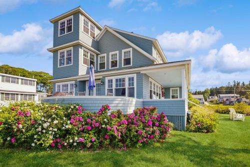 Tranquil Ocean Retreat