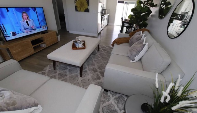 Unique 2Bdrm/1Bath ~Arcadia-Lite Condo~ Sleeps 4