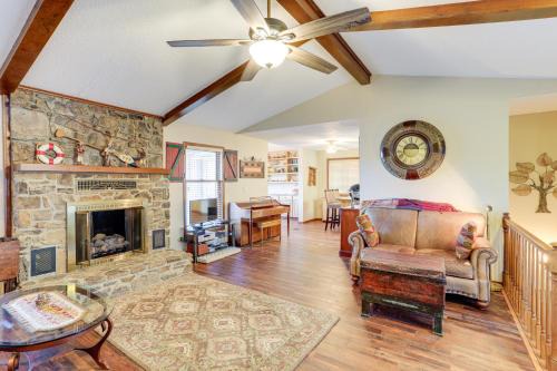 Waterfront Cherokee Village Home w/Private Dock!