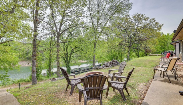 Waterfront Shell Knob Haven: Fire Pit, Lake Access