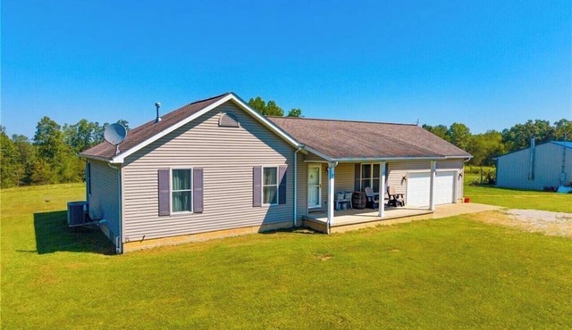 Whitetail Ridge Retreat: Private 70-Acre Escape Near Wayne National Forest