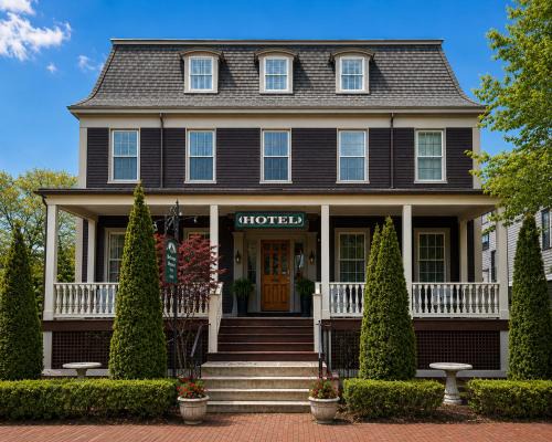 Bellevue Manor 