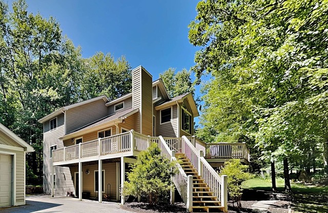 Bear Lodge 
