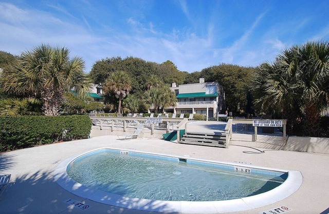 Breathtaking Views from this Three Bedroom Oceanfront Condo!