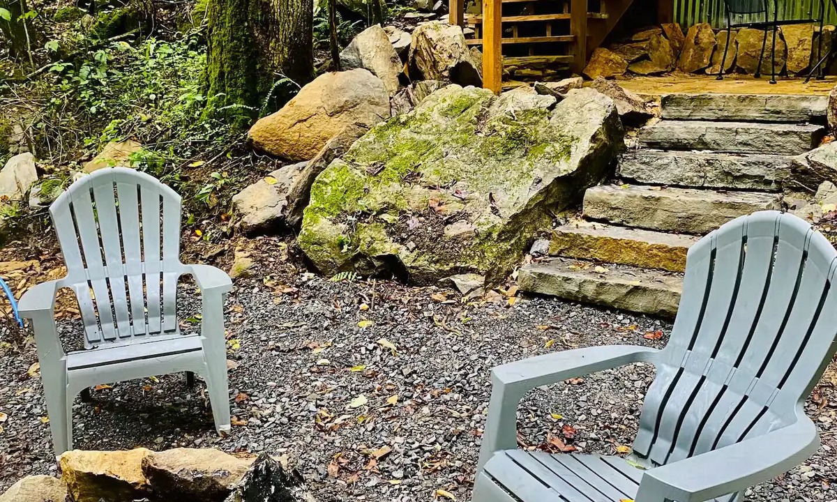 Clyde House | Off-Grid Tiny House in NC Mountains