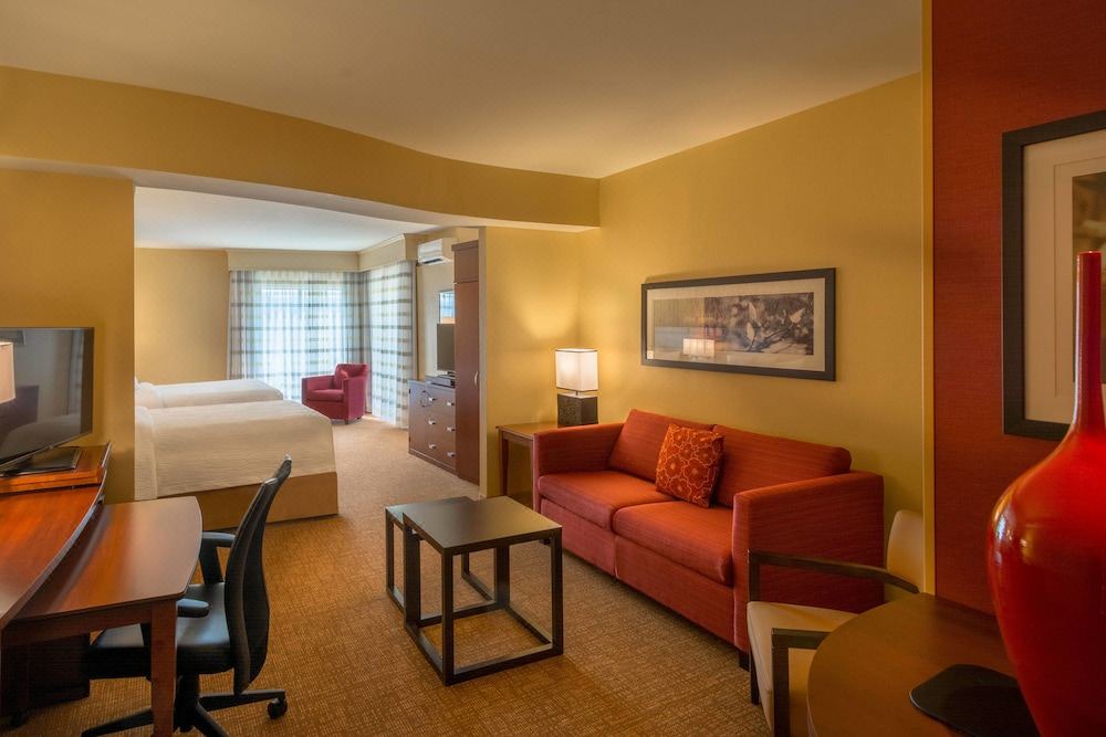 Photo of Livingroom in Charleston