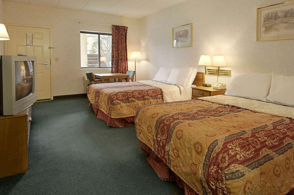 Photo of Bedroom in Morehead