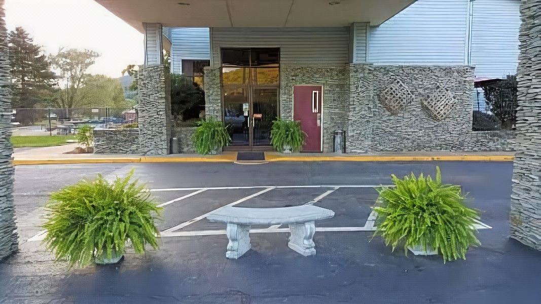 Photo of Buildings in Mountain City