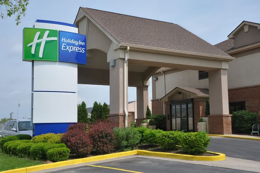 Photo of Buildings in Morehead