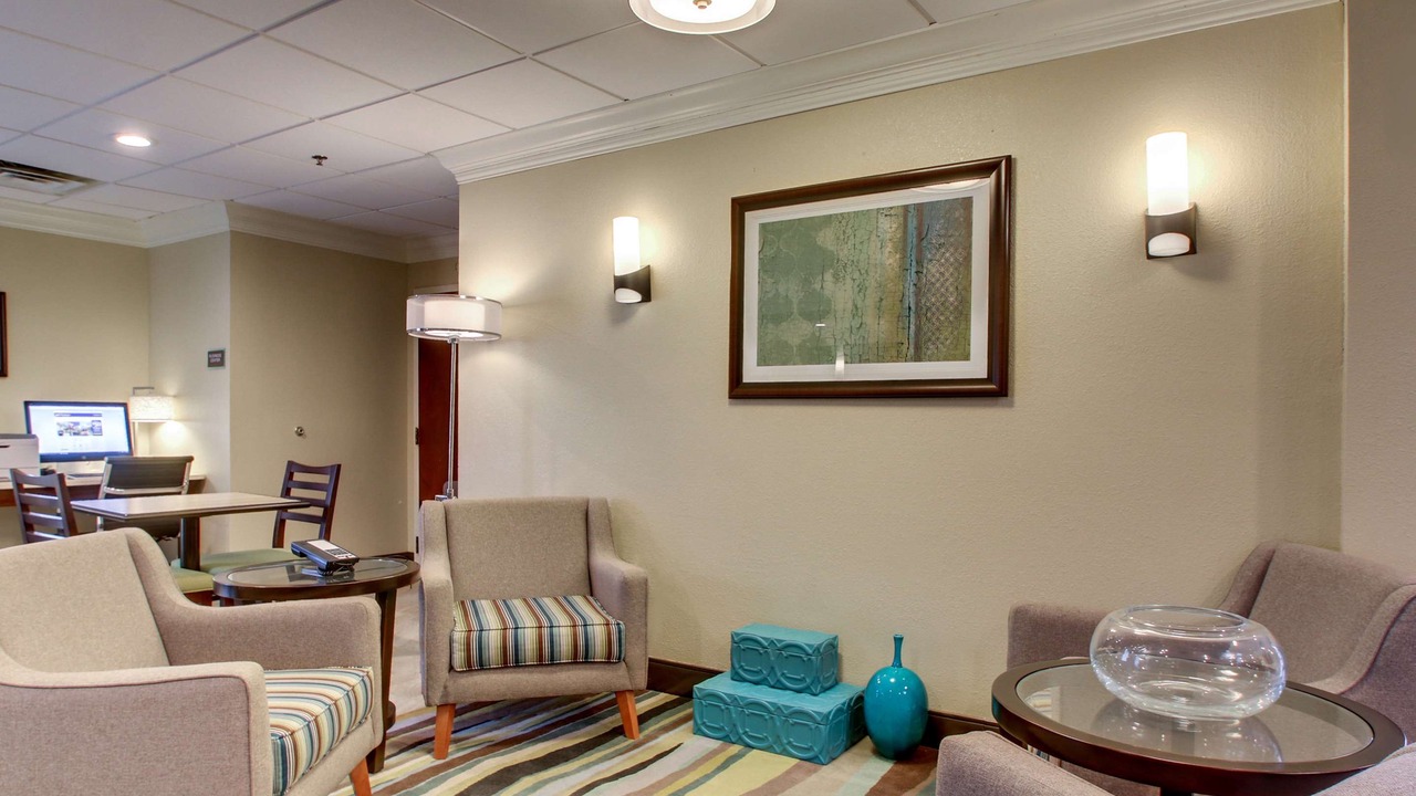 Photo of Livingroom in Morehead