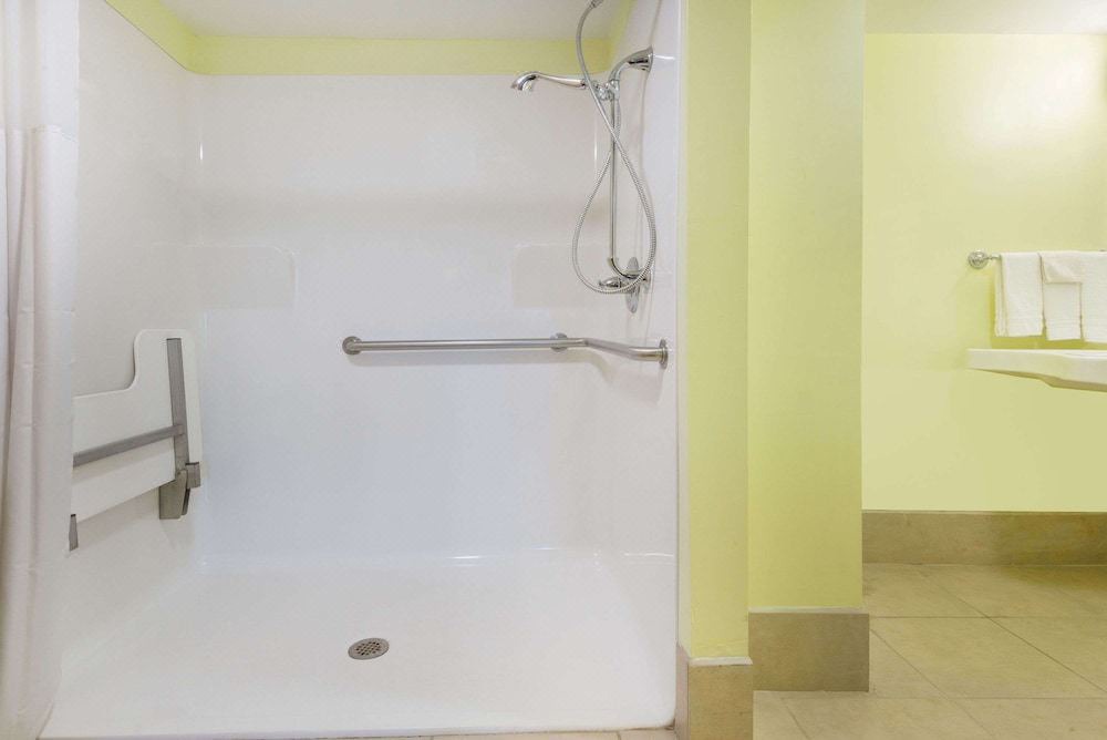 Photo of Bathroom in Paintsville