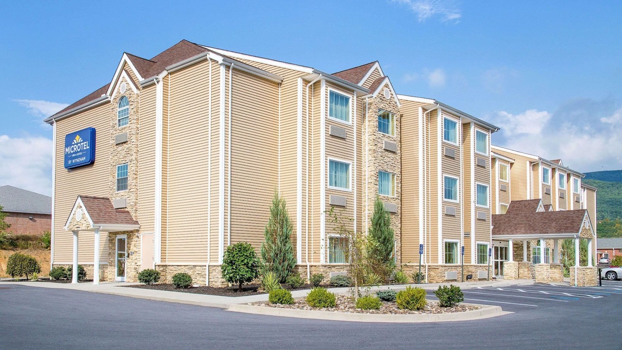Photo of Buildings in Keyser