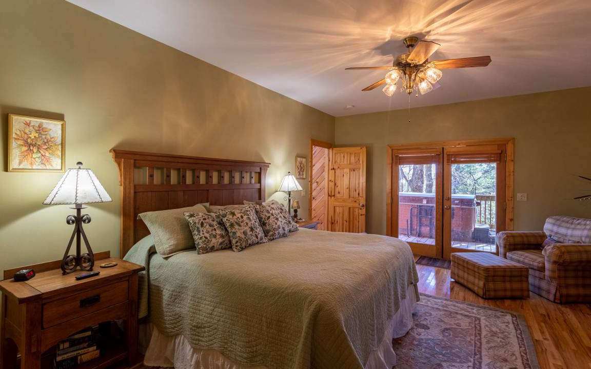 Photo of Bedroom in Apple Ridge