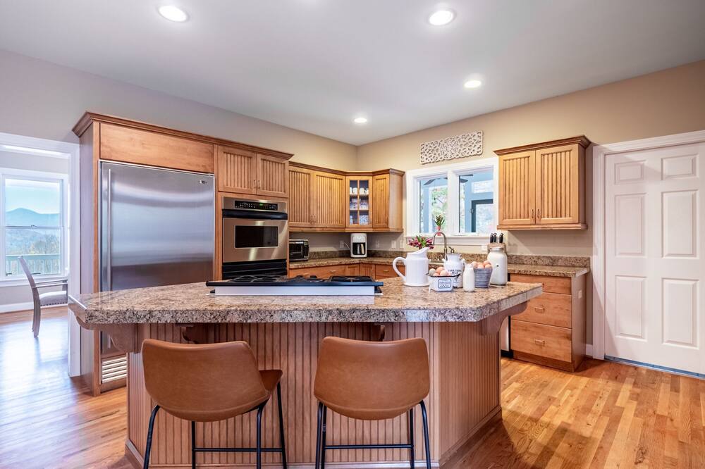 Photo of Kitchen in Barnardsville