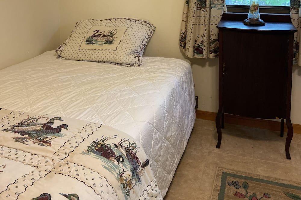 Photo of Bedroom in Great Cacapon