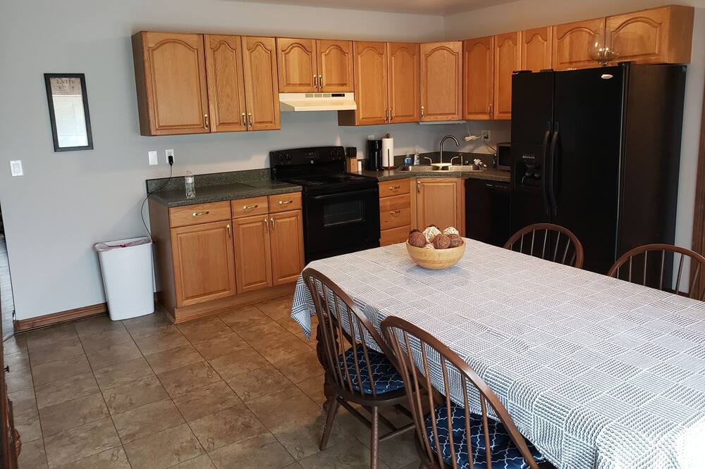 Photo of Bedroom in Villa Hills