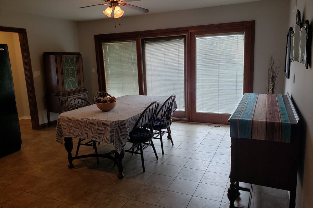 Photo of Bedroom in Villa Hills