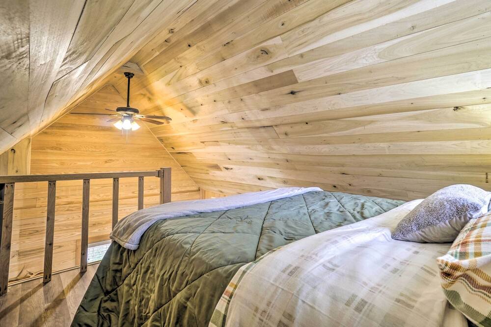 Photo of Bedroom in Gallipolis Ferry