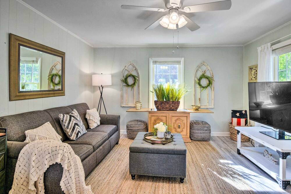 Photo of Bedroom in Forest City