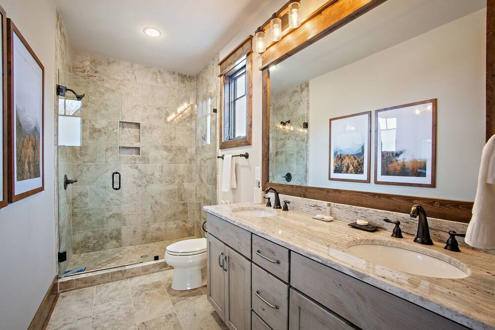 Photo of Bathroom in Elk Park